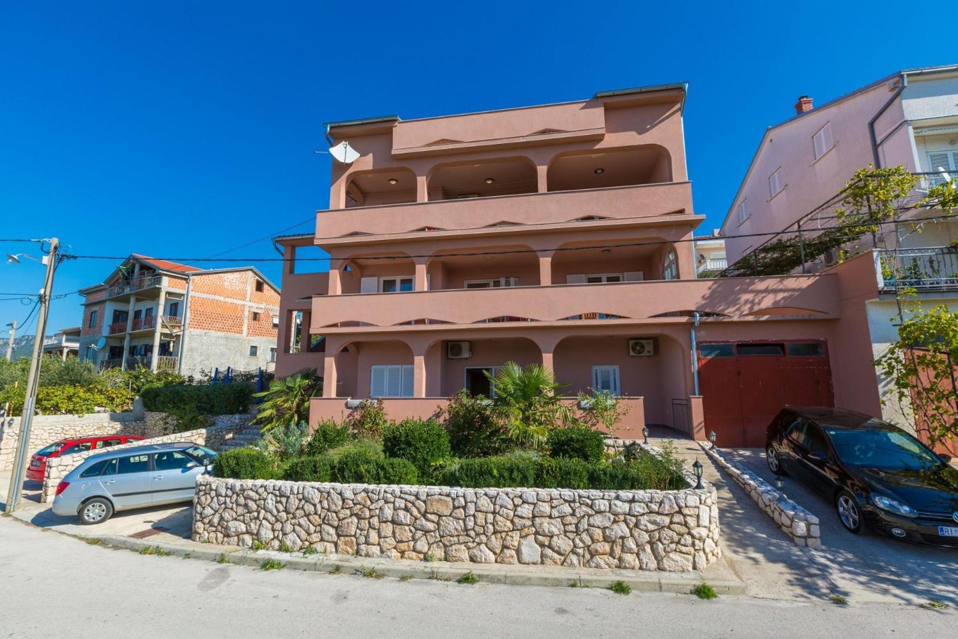 Apartments Tomica Novi Vinodolski Exterior photo