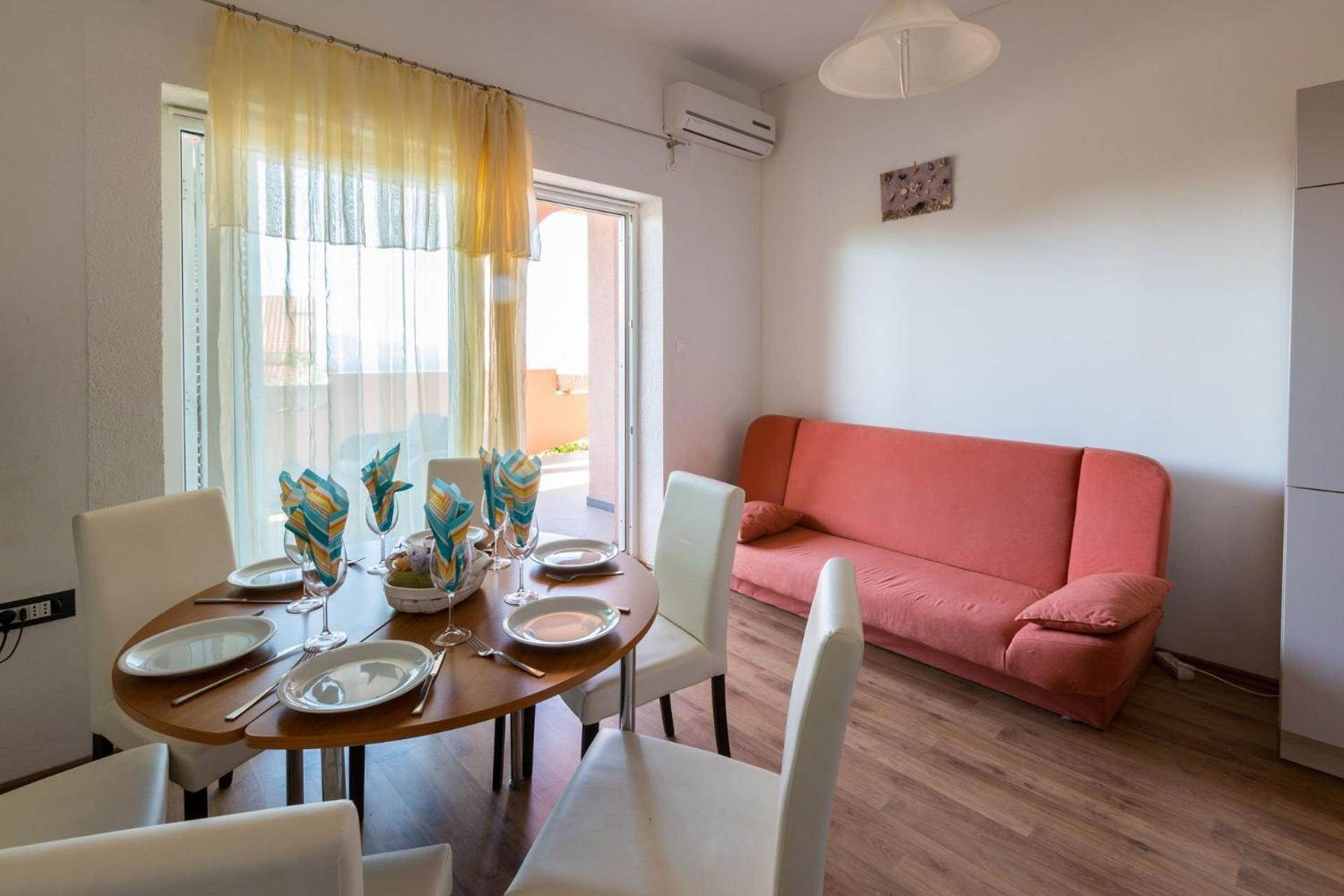 Apartments Tomica Novi Vinodolski Exterior photo